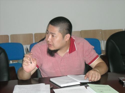 关爱新生 交流经验---国际贸易系召开新老班主任经验交流会